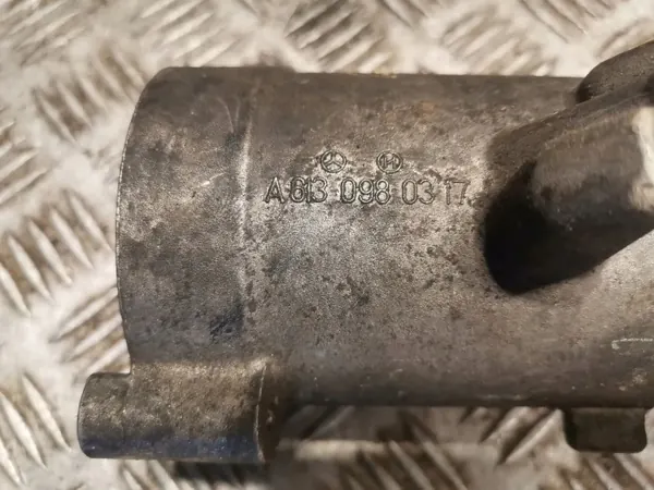 Mercedes-Benz EGR-rör OEM 6130980317 - Begagnad image 4