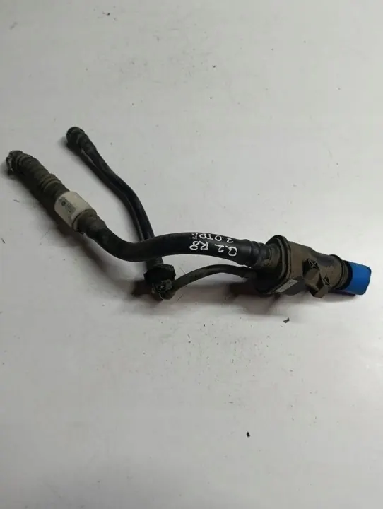 AdBlue-korkki Audi Q2 16-19 2.0 TDI OEM 5Q0131965 image 2