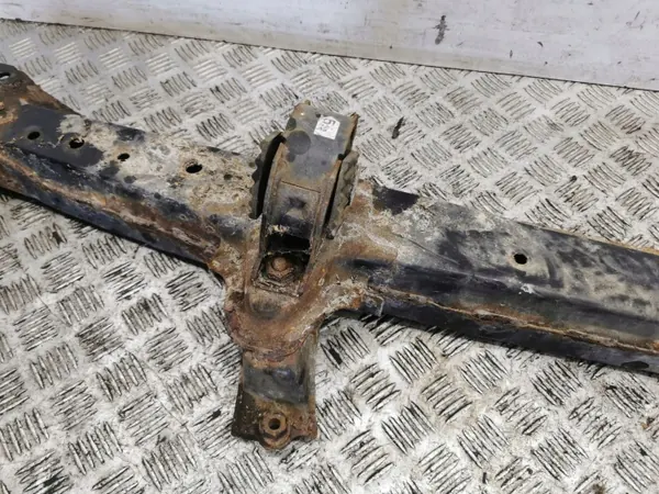 Toyota RAV4 Voorste Hulpframe OEM AMD142244 image 5