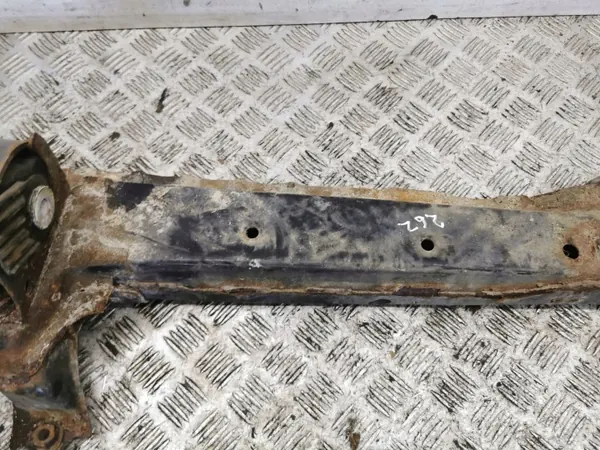 Toyota RAV4 Voorste Hulpframe OEM AMD142244 image 6
