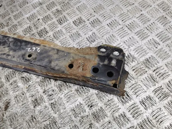 Toyota RAV4 Voorste Hulpframe OEM AMD142244 image 8