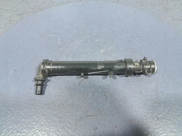 AUDI A6 C8 Koplampenreiniger Rechts 4K0955102 image 4