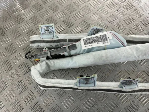 Vänster gardin OEM 6V0880741E för Skoda Fabia III image 7