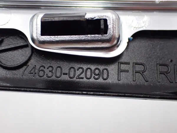 Garniture Portière Toyota Corolla E21 OEM 74630-02090 Avant Droit image 8