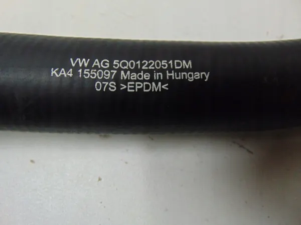 Vesiputki VW Golf Tiguan 5Q0122051DM 5Q0121619D image 8
