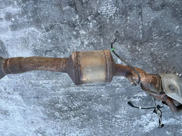 Toyota MTR6844 Échappement & Catalyseur 1.5 Hybride image 3