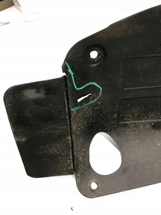 Aile Arrière Gauche Kia Stonic OEM 86825-H8400 image 8