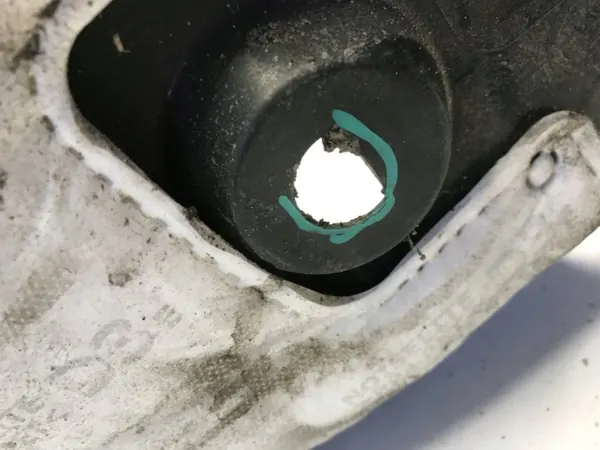 Aile Arrière Gauche Kia Stonic OEM 86825-H8400 image 9
