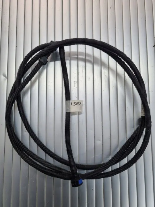 Tuyau Lave-Phare VW Touareg III OEM 760955970E image 2
