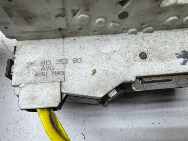 Cerradura de puerta delantera izquierda SCUDO JUMPY EXPERT II 07- 9681335380 image 2