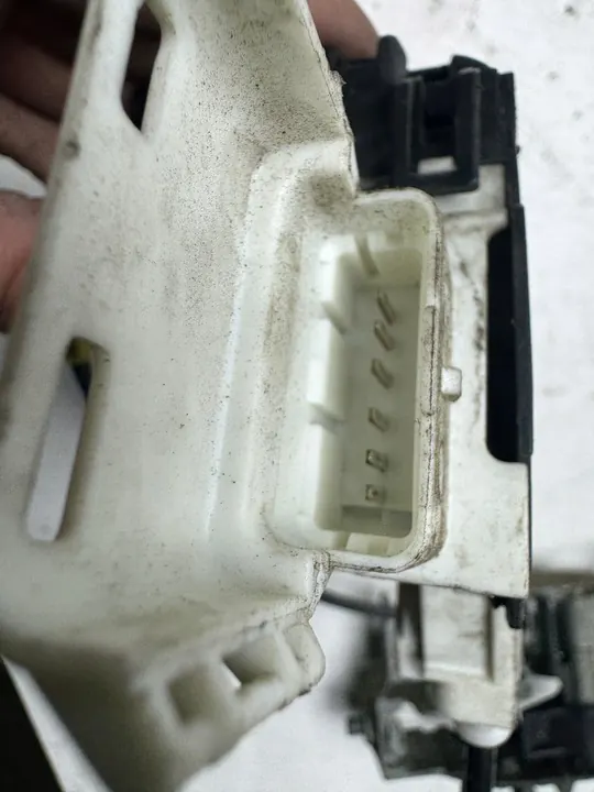 Cerradura de puerta delantera izquierda SCUDO JUMPY EXPERT II 07- 9681335380 image 3