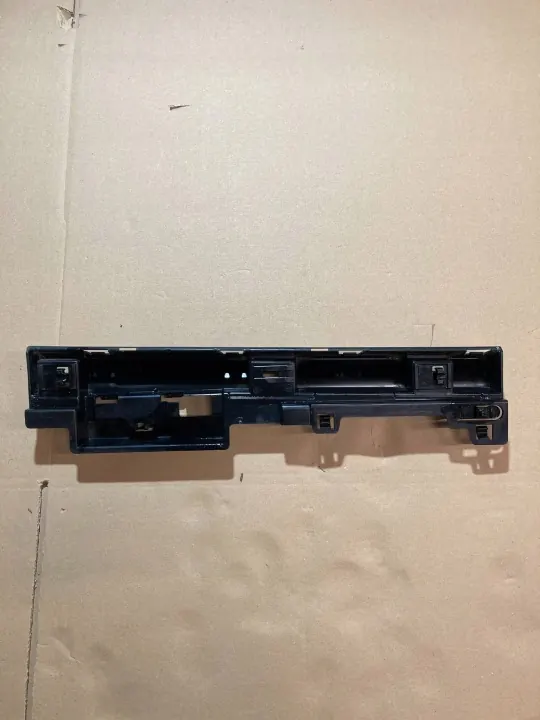 BMW 3 F30/31 linker dorpelafdekking OEM 51777256917 image 6