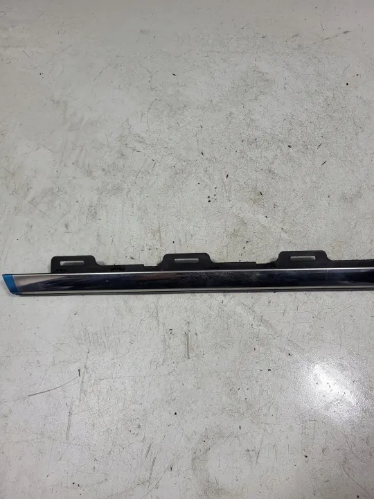 OEM 9673931380 Oikea taka kromi pyyhin Peugeot image 8
