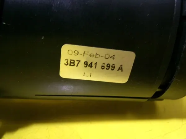 Farol dianteiro esquerdo Volkswagen PASSAT B5.5 3B7941699A image 9