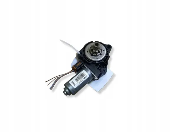 Volvo XC90 Stoelmotor OEM C3701310 - Gebruikt image 2