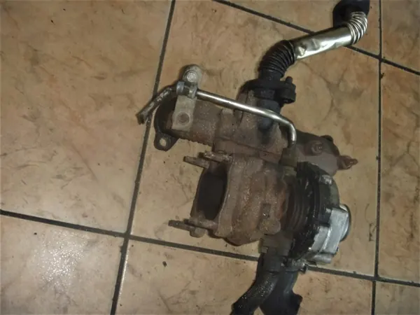 Turbo VW Polo 1.4 TDI OEM 045145701C image 3