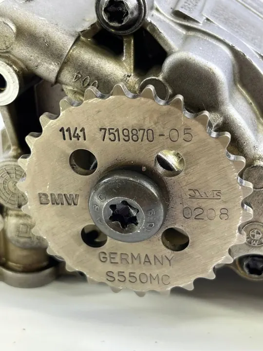 Bomba de óleo usada OEM 7519870 para BMW 5 E60/E61 image 7