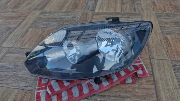 Farol Esquerdo VW Golf 6 VI + Plus 5M1941005G image 2