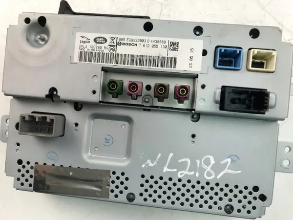 Land Rover Freelander 2 navigointinäyttö OEM 259154ET1A image 3