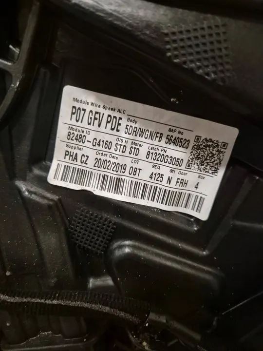 HYUNDAI I30 III LIFT Lève-vitre avant droit OEM 82480-G4160 image 3