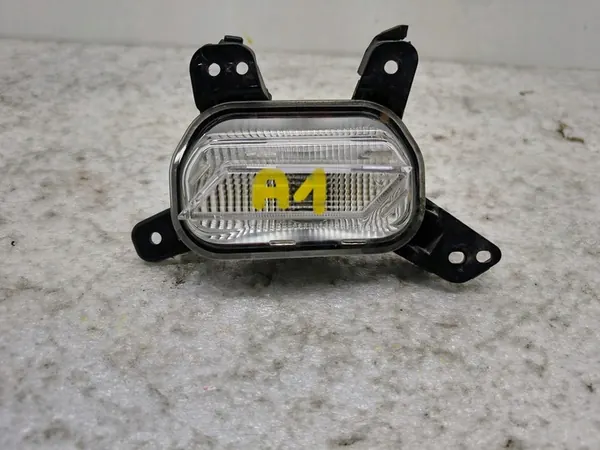 Luz de Ré Direita Kia Ceed III 924A4-J7500 image 1