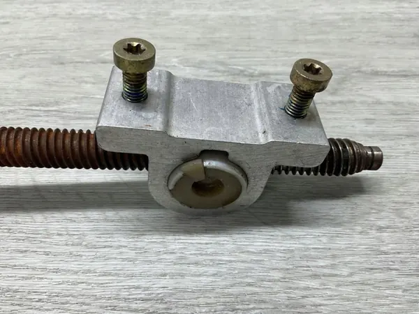 Sätesdrivskena OEM 1298202807 för Mercedes-Benz SL R129 image 8