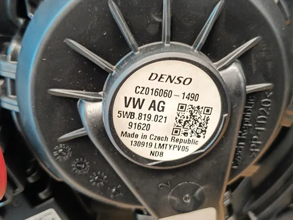 SKODA KODIAQ 1.5 TSI 110KW Verwarming 5Q1820007D 3Q1819021C image 10