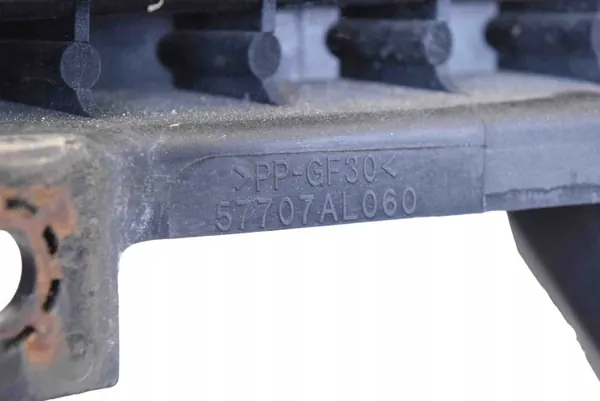 Support de phare avant droit SUBARU OUTBACK 2016 57707AL060 image 5