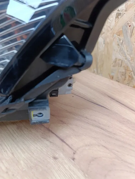 Vasen ajovalo OEM VC321 Lexus CT LED 2018+ image 3
