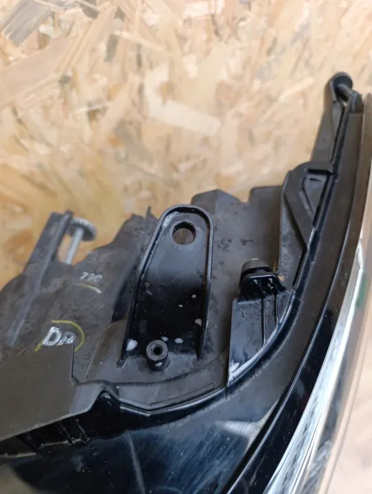 Vasen ajovalo OEM VC321 Lexus CT LED 2018+ image 4