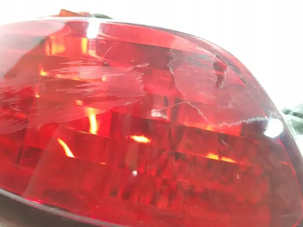 Lexus RX 300 Bakre dimljus OEM E138568 - Begagnad image 6