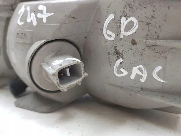 Lexus RX 300 Bakre dimljus OEM E138568 - Begagnad image 7