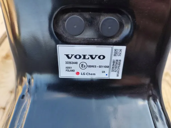Bateria híbrida Volvo XC40 OEM 32263448 - Usada image 4