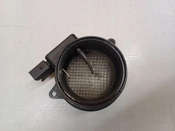 Mercedes luftflödesmätare OEM A2710940248 - Begagnad image 3