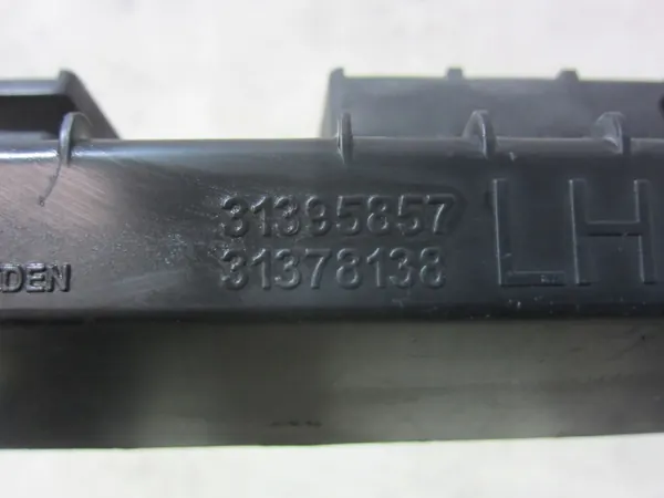 Support de seuil gauche Volvo XC90 OEM 31395857 image 7