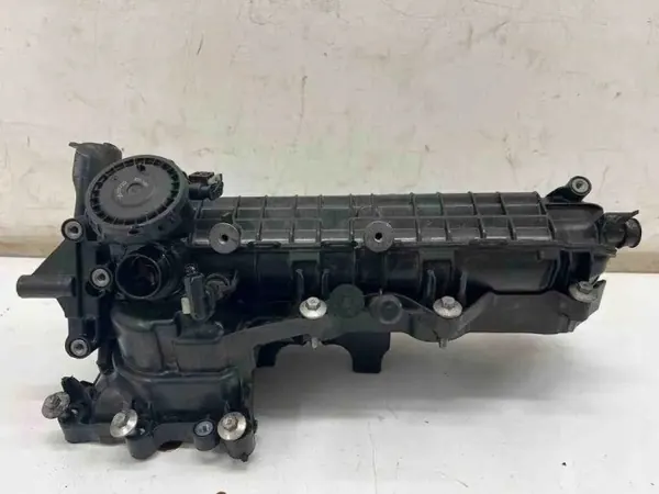 Colector de admisión OEM A2821402000 Mercedes-Benz CLA image 3