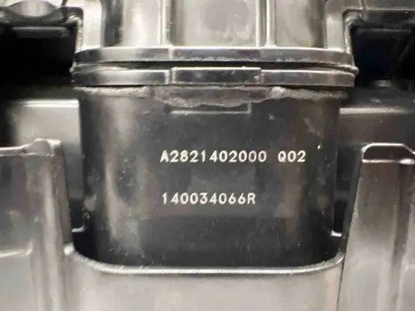 Colector de admisión OEM A2821402000 Mercedes-Benz CLA image 4