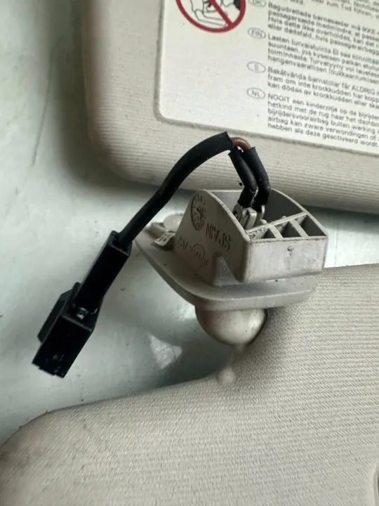 Aurinkosuoja OEM 543 Volkswagen Passat B6:lle image 4