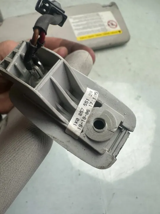 Aurinkosuoja OEM 543 Volkswagen Passat B6:lle image 7