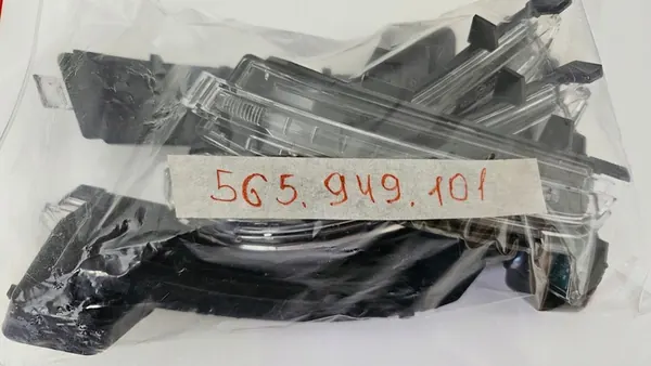 SKODA KODIAQ VASEN PEILISIGNAALI 565949101 image 6