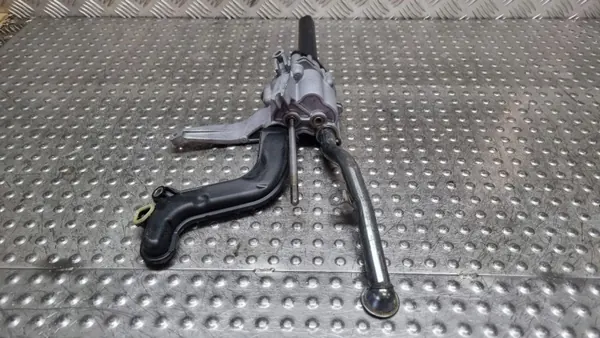 Öljyn imupumppu OEM 7853349 BMW M2 F87 image 3