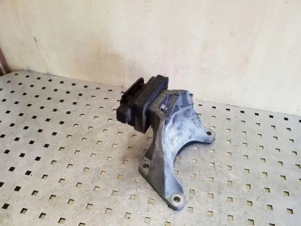 Support de boîte BMW OEM 13807410 pour 5 Touring image 2