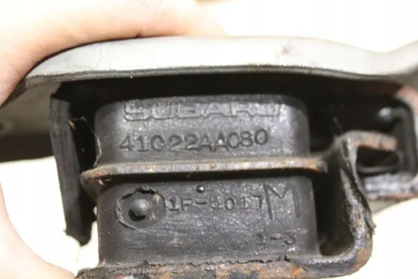 Moottorin tuki Subaru Impreza II GD WRX 2.0T OEM 41022AA080 image 8