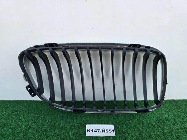 BMW 3 E90 E91 Left Kidney Grille 51137201969 image 2