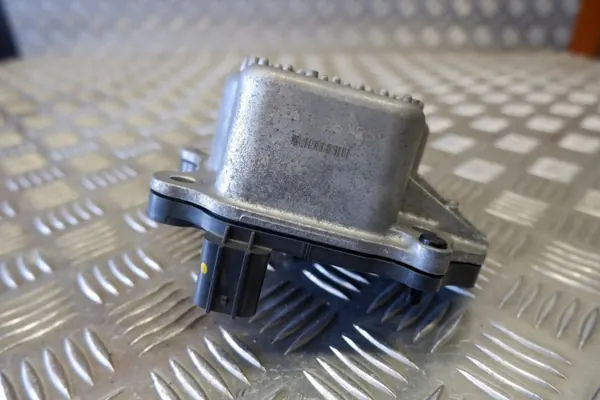 Pompe à eau OEM 161A039035 pour Toyota Prius 1.8L Hybride image 5