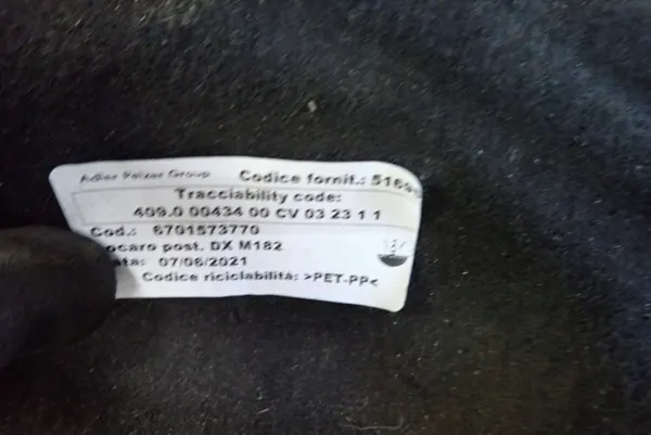 Aile arrière droite Maserati Grecale OEM 6701573770 image 3