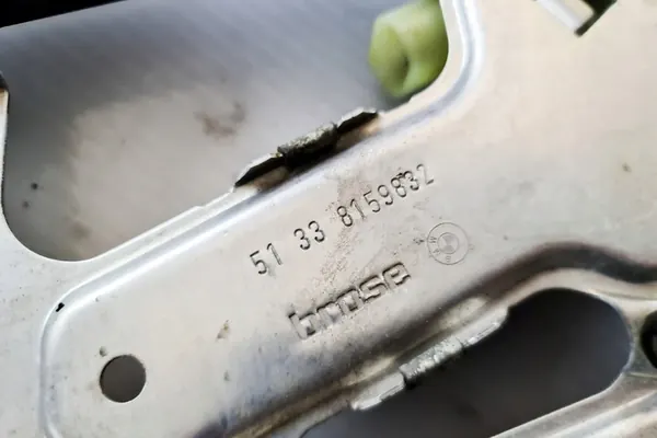 Elevador de Janela Porta Dianteira Direita BMW 5 (E39) OEM 51338159832 image 2