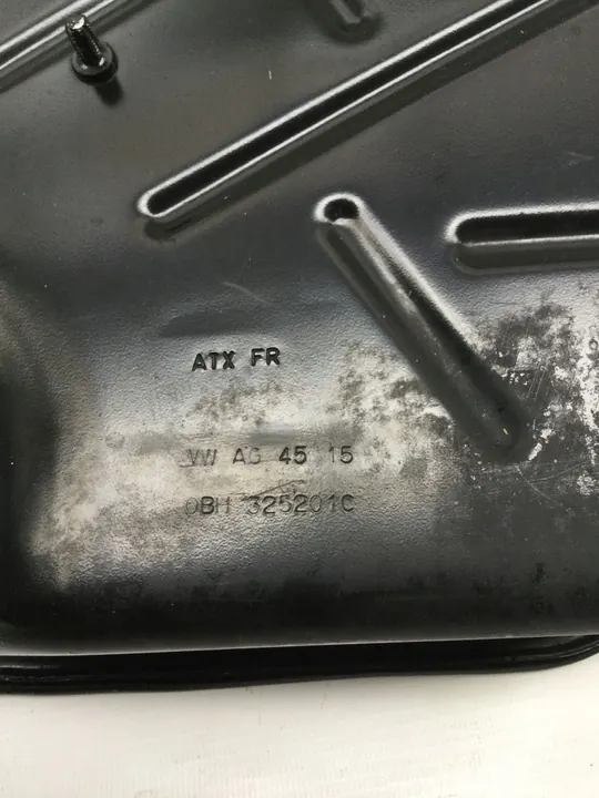 VW SKODA SEAT AUDI Växellådsoljepanna 0BH325201C image 2