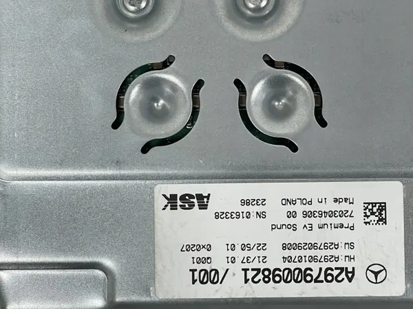 Burmester Ljudförstärkare OEM A2979009821 för Mercedes EQS 580 image 6