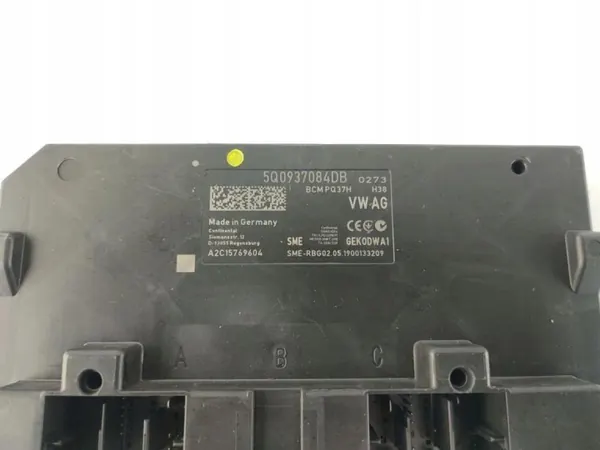 BCM-module 5Q0937084DB voor VW Golf VII Lift 2.0 TDI image 6